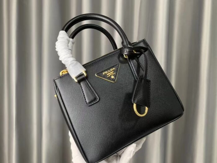 프라다 레플리카 갤러리아 사피아노 가죽 미니백 10