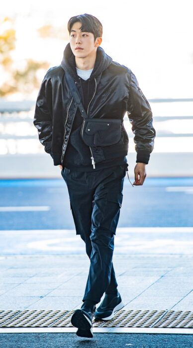 디올 레플리카 새들 숄더 스트랩 파우치 백 5