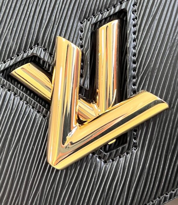 루이비통 레플리카 트위스트 벨트 체인 파우치 M68750 7