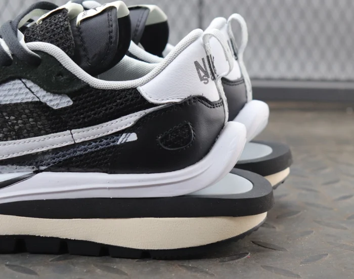 나이키 사카이 베이퍼와플 Black & White  레플리카 미러급 SA급 S급 고퀄리티 신발 스니커즈 [남성여성공용] 최상급 하이엔드 - best 5