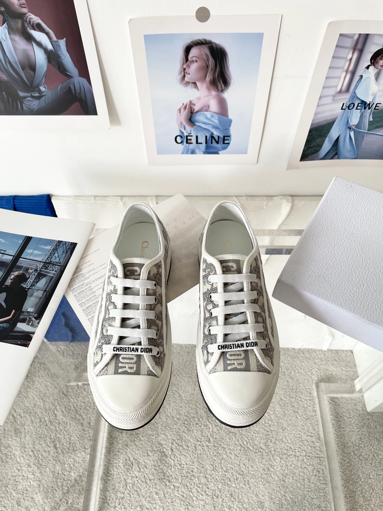 디올 오블리크 자수 로우탑 스니커즈 3칼라 레플리카 미러급 SA급 S급 고퀄리티 신발  [여성] - best 3