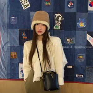 [차정원 PICK] 생로랑 LE 37 미니 버킷백 크로스백 레플리카 미러급 SA급 S급 고퀄리티 셀럽 가방 [여성] - best