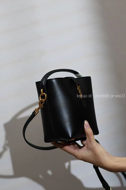 [차정원 PICK] 생로랑 LE 37 미니 버킷백 크로스백 레플리카 미러급 SA급 S급 고퀄리티 셀럽 가방 [여성] - best 7