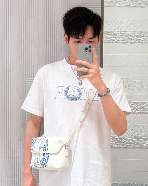 디올 (2 color) 반팔 라운드 티셔츠 레플리카 미러급 SA급 S급 고퀄리티 의류 [남성여성공용] - best 3