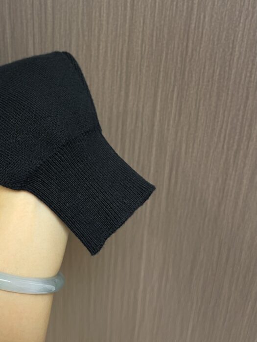 로에베 스웨터 - 코튼 & 비스코스 (블랙,화이트) 레플리카 미러급 SA급 S급 고퀄리티 하이엔드 최상급 의류 [남성여성공용] - best 7