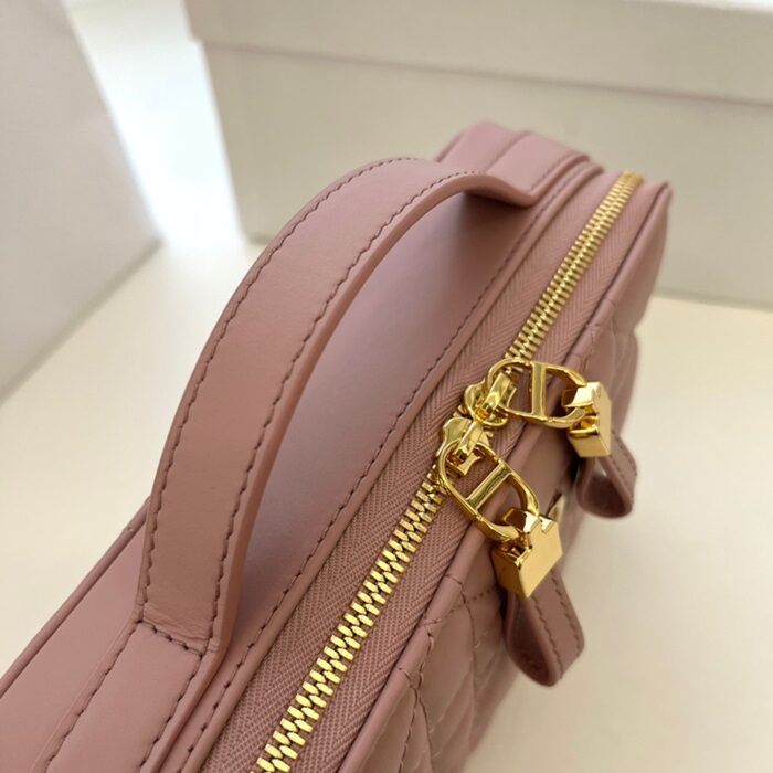 디올 레플리카 카로 박스 체인백 14