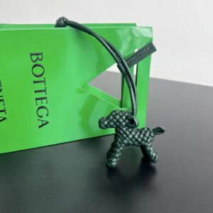 보테가베네타 도그 참 초록색 807068 레플리카 미러급 SA급 S급 고퀄리티 최상급 하이엔드 악세사리 [남성여성공용]