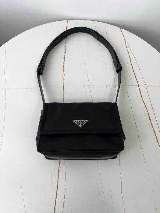 프라다 스몰 패딩 리나일론 숄더백 레플리카 미러급 SA급 S급 고퀄리티 가방 크로스백 [여성] - best 8