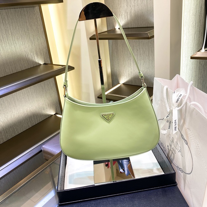 프라다-레플리카-브러시드-삼각로고-클레오백-pr230x-명품 레플리카 미러 SA급 프라다 레플리카 브러시드 삼각로고 클레오백 pr230x 11