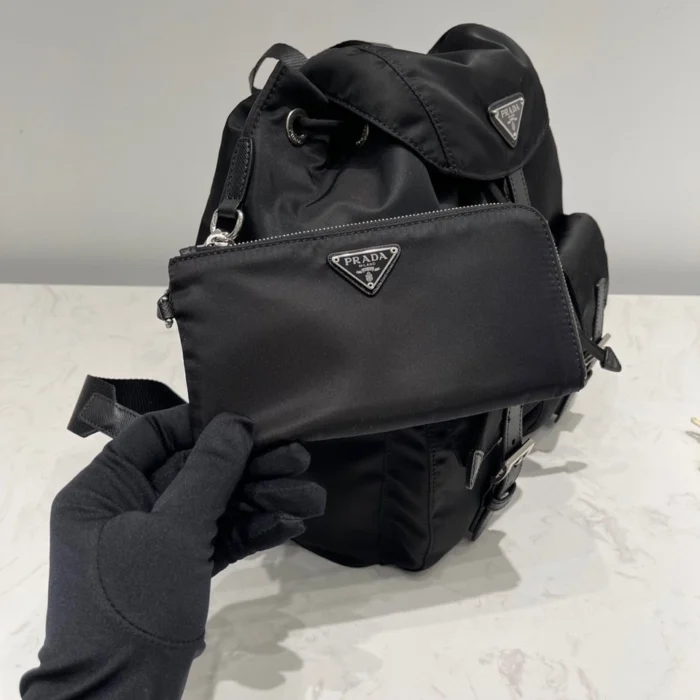 프라다 리나일론 백팩 레플리카 미러급 SA급 S급 고퀄리티 가방  [남성여성공용] 8