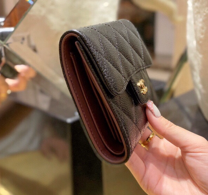 샤넬 클래식 캐비어 플랩 반지갑 레플리카 미러급 SA급 S급 고퀄리티  [여성] 최상급 하이엔드 - best 14