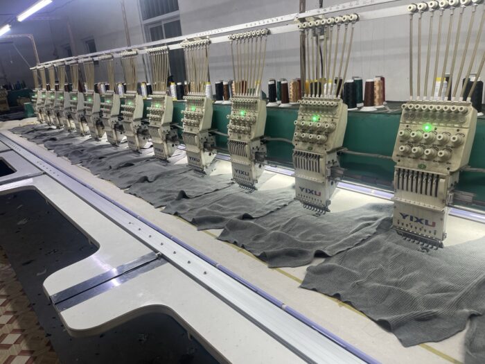 디올 모노그램 자수 양털 V넥 순색 니트 그레이 긴팔 레플리카 미러급 SA급 S급 고퀄리티 하이엔드 최상급 의류 [남성] - best 6