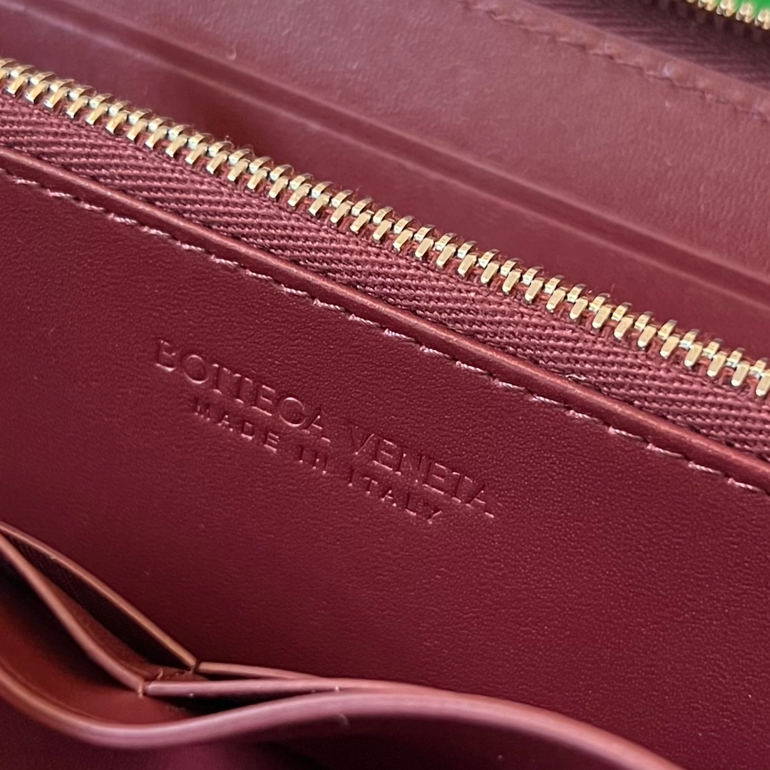 보테가베네타 인트레치아토 지퍼 어라운드 지갑 (2COLOR) 레플리카 미러급 SA급 S급 고퀄리티  [남성여성공용] - best 17