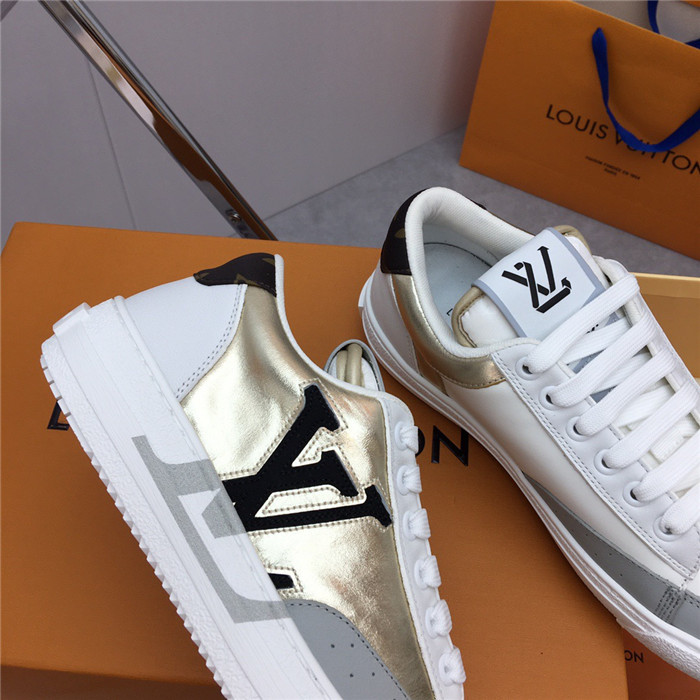 루이비통 레플리카 찰리 트레이너 스니커즈 L30002 17