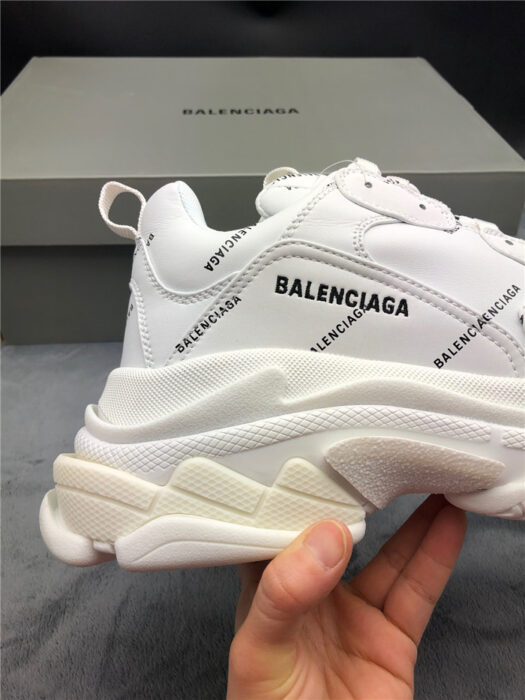 발렌시아가 레플리카 트리플s i8 B050100 5