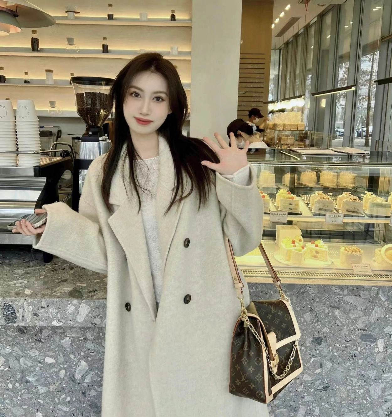 루이비통 도핀 소프트 GM 모노그램 레플리카 미러급 SA급 S급 고퀄리티 가방 숄더백 크로스백 [여성] 최상급 하이엔드 - best 7