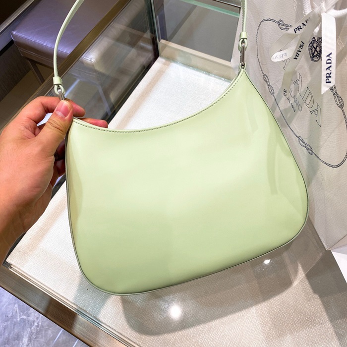 프라다-레플리카-브러시드-삼각로고-클레오백-pr230x-명품 레플리카 미러 SA급 프라다 레플리카 브러시드 삼각로고 클레오백 pr230x 4