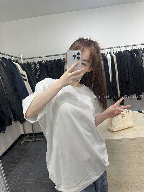 펜디 반팔 라운드 티셔츠 레플리카 미러급 SA급 S급 고퀄리티 의류 [남성여성공용] 최상급 하이엔드 - best 5