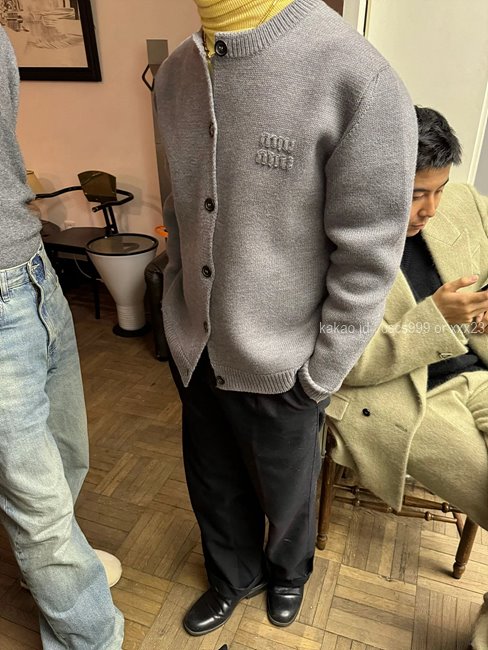 미우미우 가디건 레플리카 미러급 SA급 S급 고퀄리티 의류 [남성여성공용] 최상급 하이엔드 - best 4