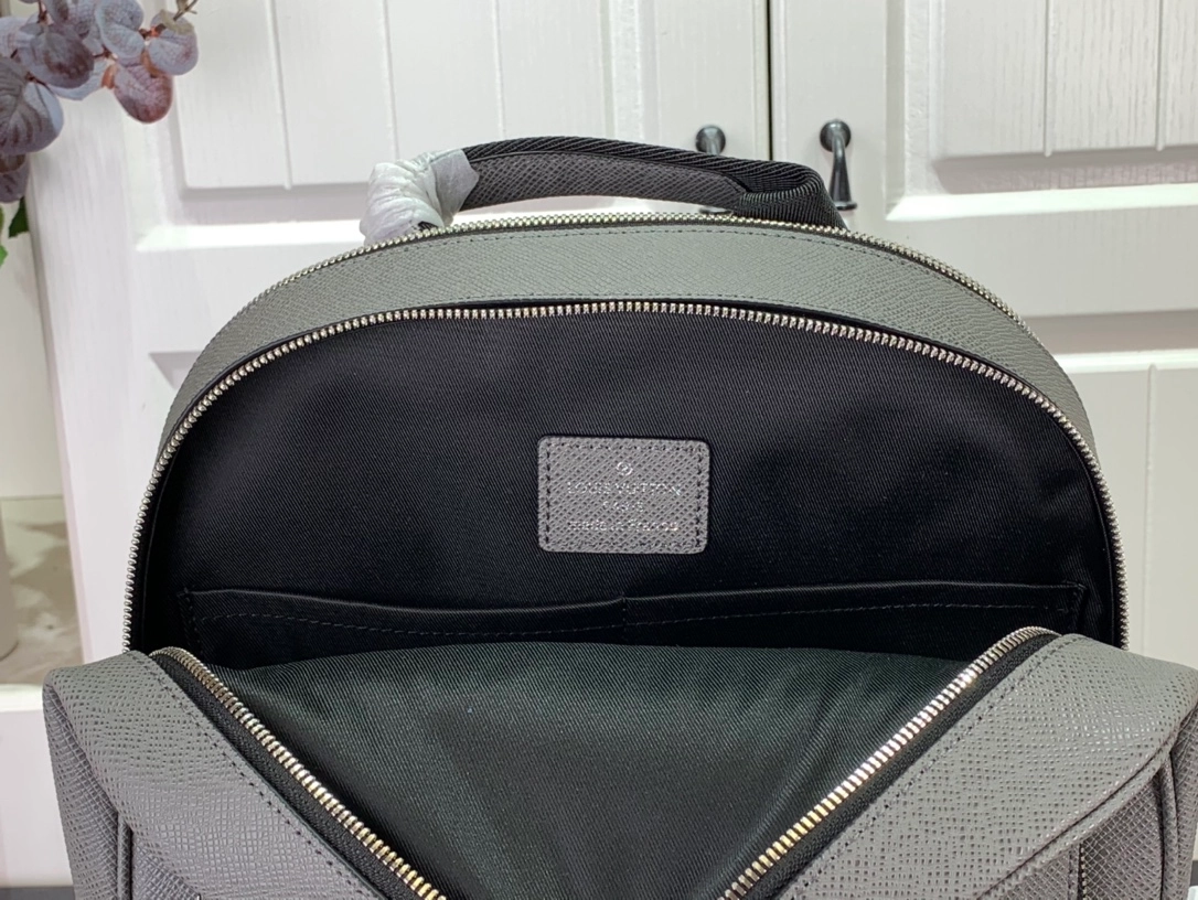 루이비통 아드리앙 백팩 (3COLOR) 레플리카 미러급 SA급 S급 고퀄리티 가방  [남성여성공용] - best 10