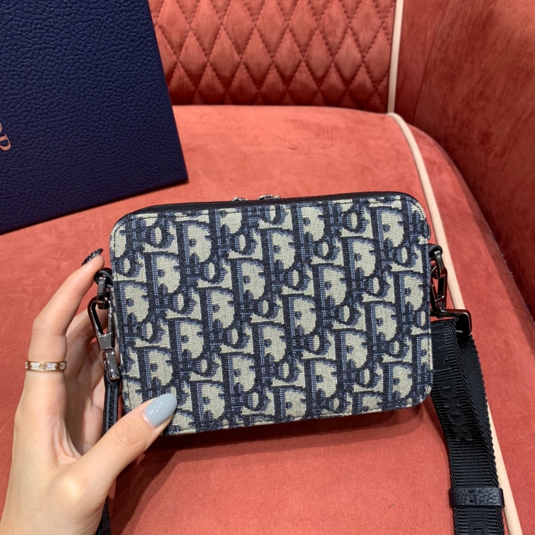 디올 오블리크 카메라백 레플리카 미러급 SA급 S급 고퀄리티 가방 크로스백 [남성여성공용] - best 8