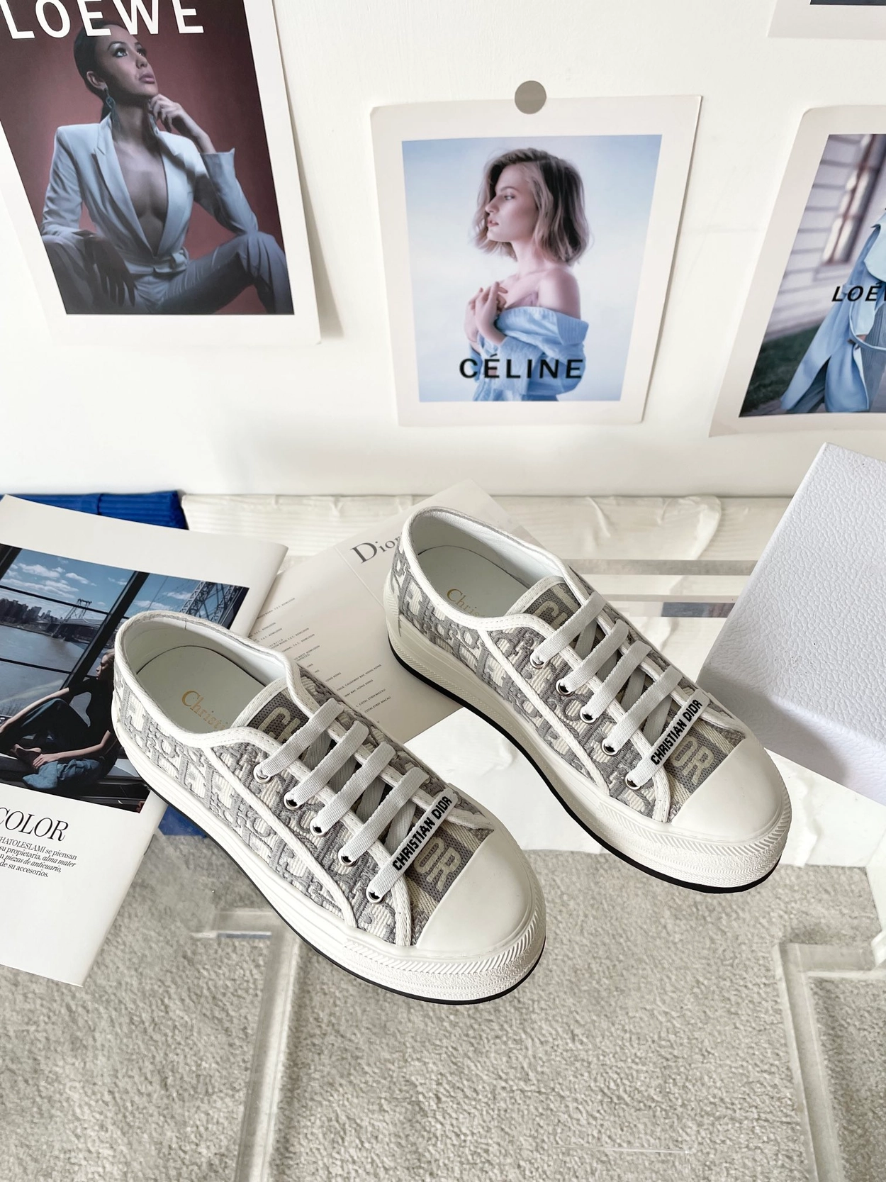 디올 오블리크 자수 로우탑 스니커즈 3칼라 레플리카 미러급 SA급 S급 고퀄리티 신발  [여성] - best 9