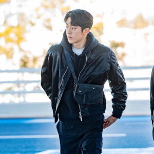 디올 레플리카 새들 숄더 스트랩 파우치 백