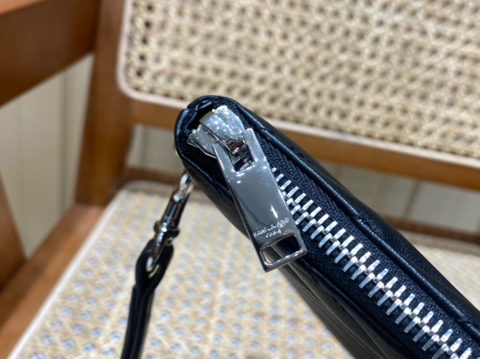 생로랑 모노그램 클러치 미디움 레플리카 미러급 SA급 S급 고퀄리티  [여성] 10