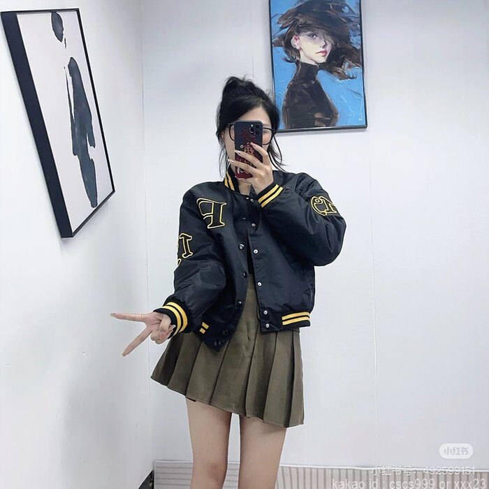 프라다 야구점퍼 자켓 ( 2 color ) 레플리카 미러급 SA급 S급 고퀄리티 [남성여성공용] 최상급 하이엔드 - best 2