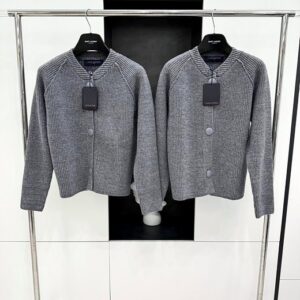 루이비통 가디건 레플리카 미러급 SA급 S급 고퀄리티 [여성] - best