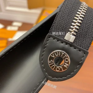 루이비통 포쉐트 보야주 파우치 클러치백 레플리카 미러급 SA급 S급 고퀄리티  [남성여성공용] best