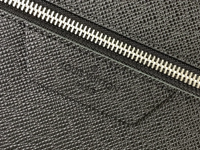 루이비통 24H 클러치백 M30965 레플리카 미러급 SA급 S급 고퀄리티 최상급 하이엔드 가방 [남성여성공용] - best 12