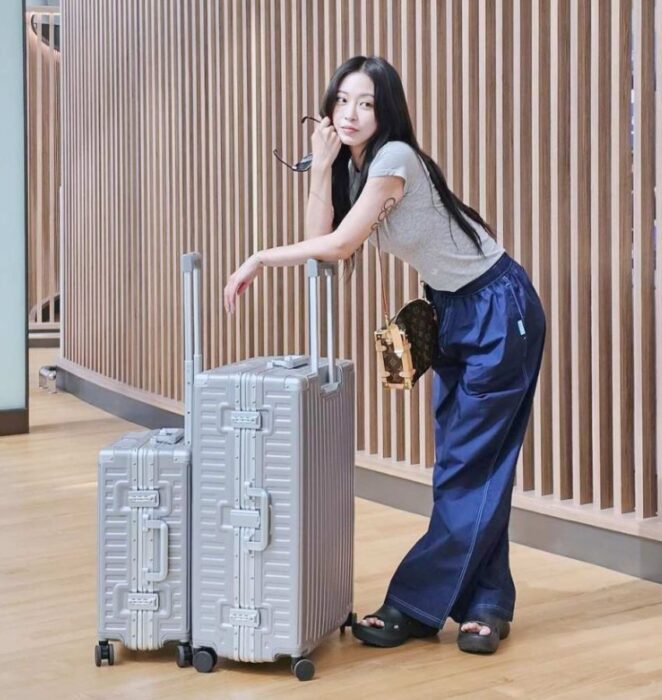 발렌시아가 크록스 샌들 슬리퍼 레플리카 미러급 SA급 S급 고퀄리티 최상급 하이엔드 신발 [남성여성공용] 3