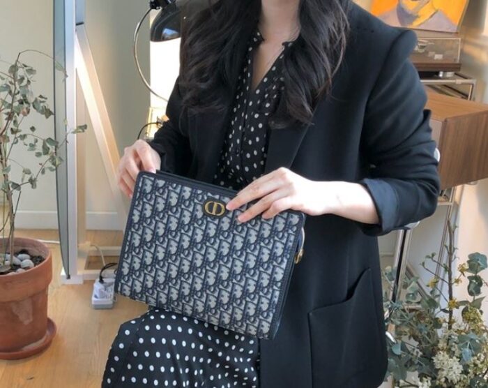 디올 오블리크 30 몽테뉴 클러치백 레플리카 미러급 SA급 S급 고퀄리티 최상급 하이엔드 가방 [남성여성공용] - best 5