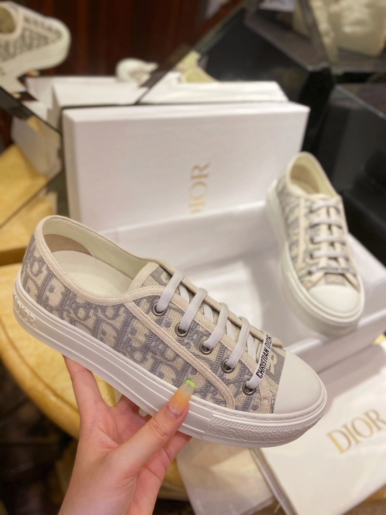 디올-레플리카-워크앤디올-오블리크-스니커즈-명품 레플리카 미러 SA급 디올 레플리카 워크앤디올 오블리크 스니커즈 4