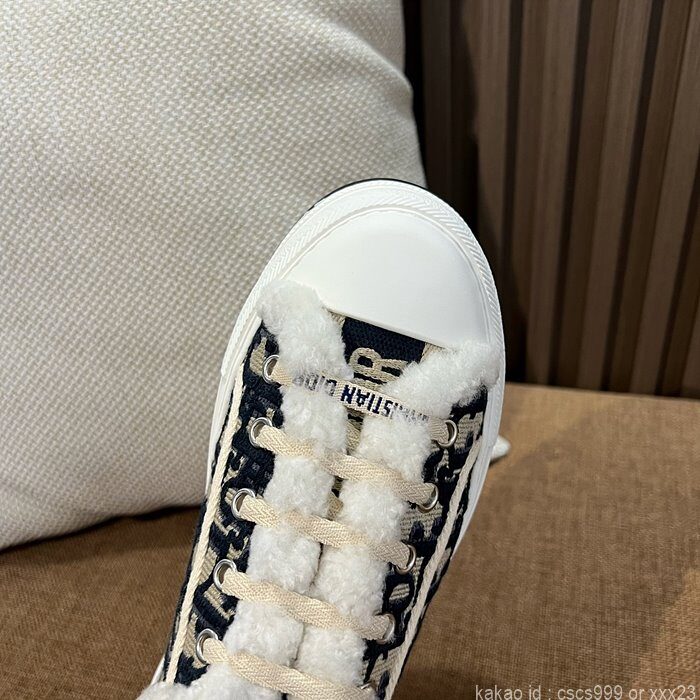 디올 양털 스니커즈 (2 color) 레플리카 미러급 SA급 S급 고퀄리티 신발 [여성] 10