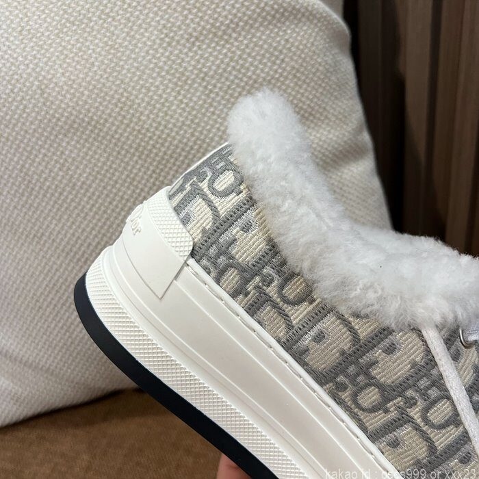 디올 양털 스니커즈 (2 color) 레플리카 미러급 SA급 S급 고퀄리티 신발 [여성] 25