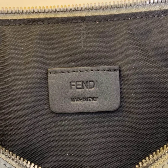 펜디 파우치 클러치백 레플리카 미러급 SA급 S급 고퀄리티  [남성여성공용] - best 9