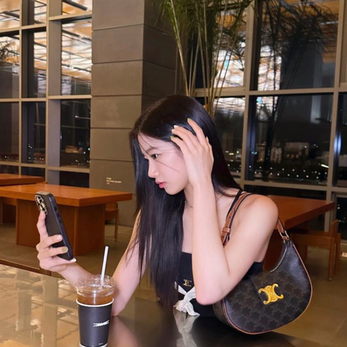 셀린느 레플리카 아바 트리옹프백