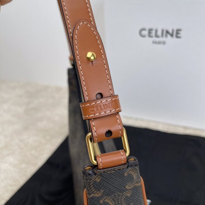 셀린느 레플리카 트리오페 아바 호보 숄더백 6