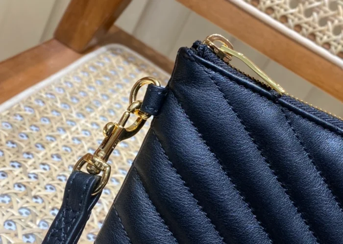 생로랑 모노그램 클러치 스몰 레플리카 미러급 SA급 S급 고퀄리티  [여성] 10