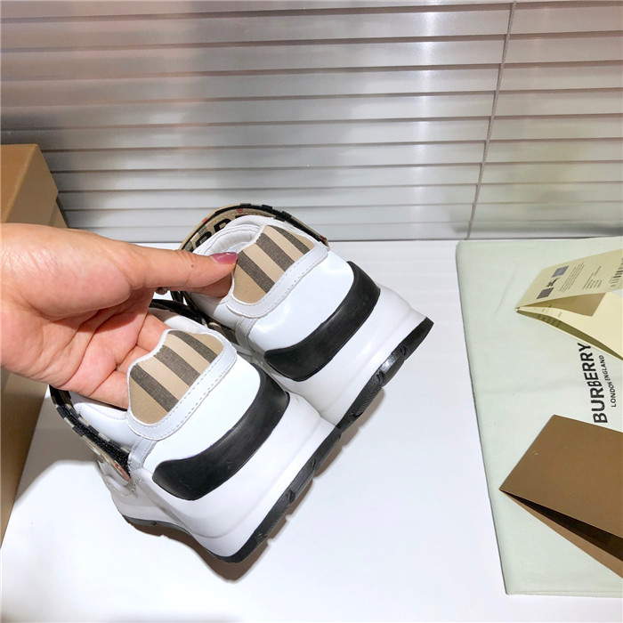 버버리 레플리카 로니 체크 스니커즈 B910340-3신상 16