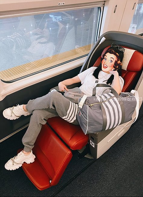 톰브라운 트레이닝팬츠 (3 color) 레플리카 미러급 SA급 S급 고퀄리티 의류 추리닝바지 세트 [남성여성공용] 최상급 하이엔드 - best 4