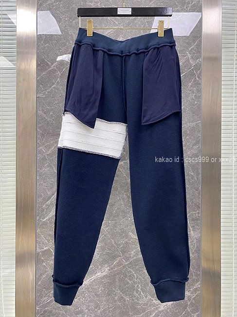 톰브라운 트레이닝팬츠 (3 color) 레플리카 미러급 SA급 S급 고퀄리티 의류 추리닝바지 세트 [남성여성공용] 최상급 하이엔드 - best 13