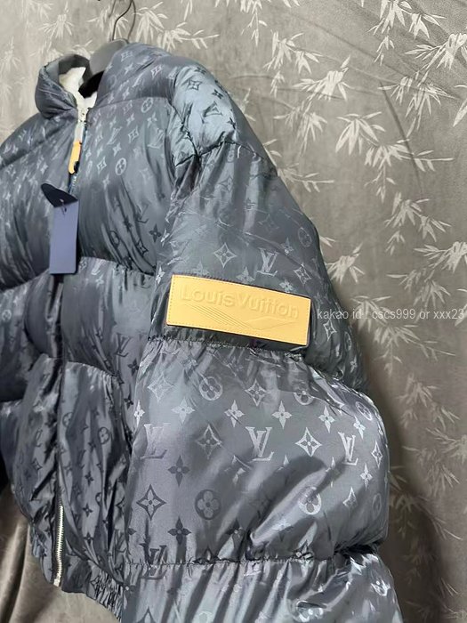 2026.02.06_[장ㅇㅇ 고객님 주문제품 검수사진] 루이비통 패딩 레플리카 미러급 SA급 S급 고퀄리티 하이엔드 최상급 이미테이션 후드 점퍼 3