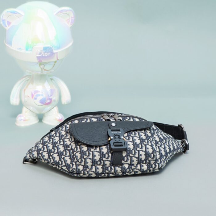 디올 새들 벨트 백 오블리크 자카드 그레인드 카프스킨 베이지 블랙 레플리카 미러급 SA급 S급 고퀄리티 최상급 하이엔드 가방 [남성여성공용] - best 6