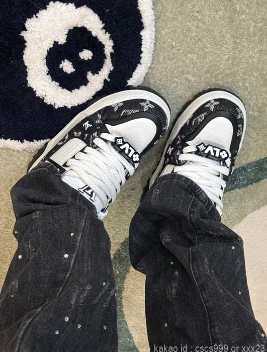 루이비통 LV 트레이너 스니커즈 (2 color) 레플리카 미러급 SA급 S급 고퀄리티 신발 [남성여성공용] - best 3