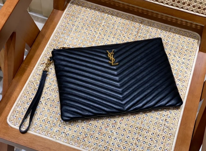 생로랑 모노그램 클러치 미디움 레플리카 미러급 SA급 S급 고퀄리티  [여성] 6