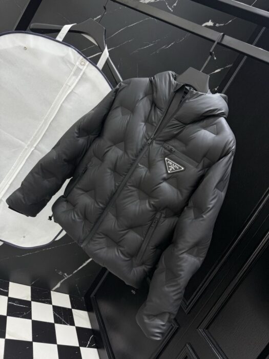 프라다 트라이앵글 엠보 다운 패딩 자켓 레플리카 미러급 SA급 S급 고퀄리티 하이엔드 최상급 의류 [남성] 최상급 하이엔드 - best 5