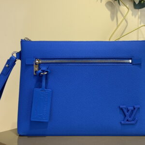 루이비통 테이크오프 파우치 M82270